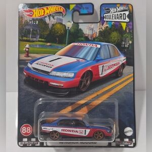 Hot Wheels Premium 96' Honda Accord